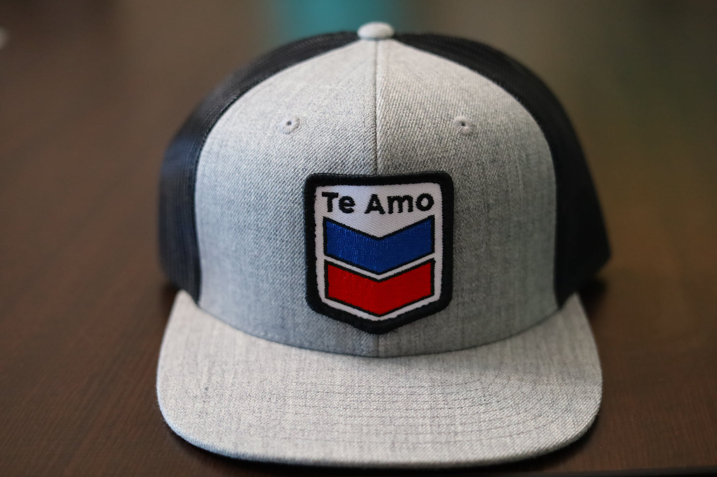 Richardson 511 Wool Blend Flat Bill Snapback Trucker • Heather Grey & Black • Te Amo (Blue and Red) Patch