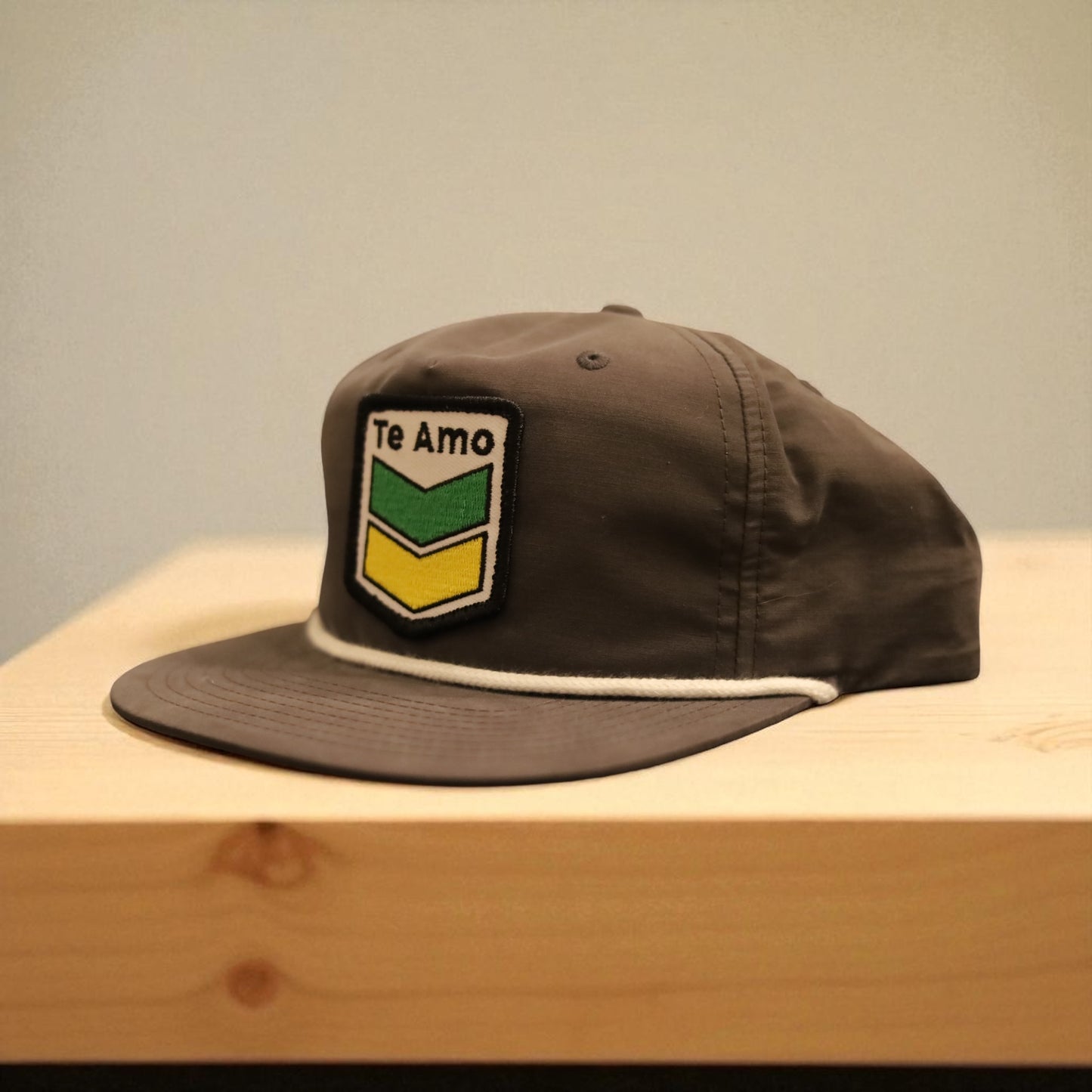 3 Bird Lifestyle Grandpa Rope Hat
 • Grey with White Rope • Te Amo (Jamaica) Patch