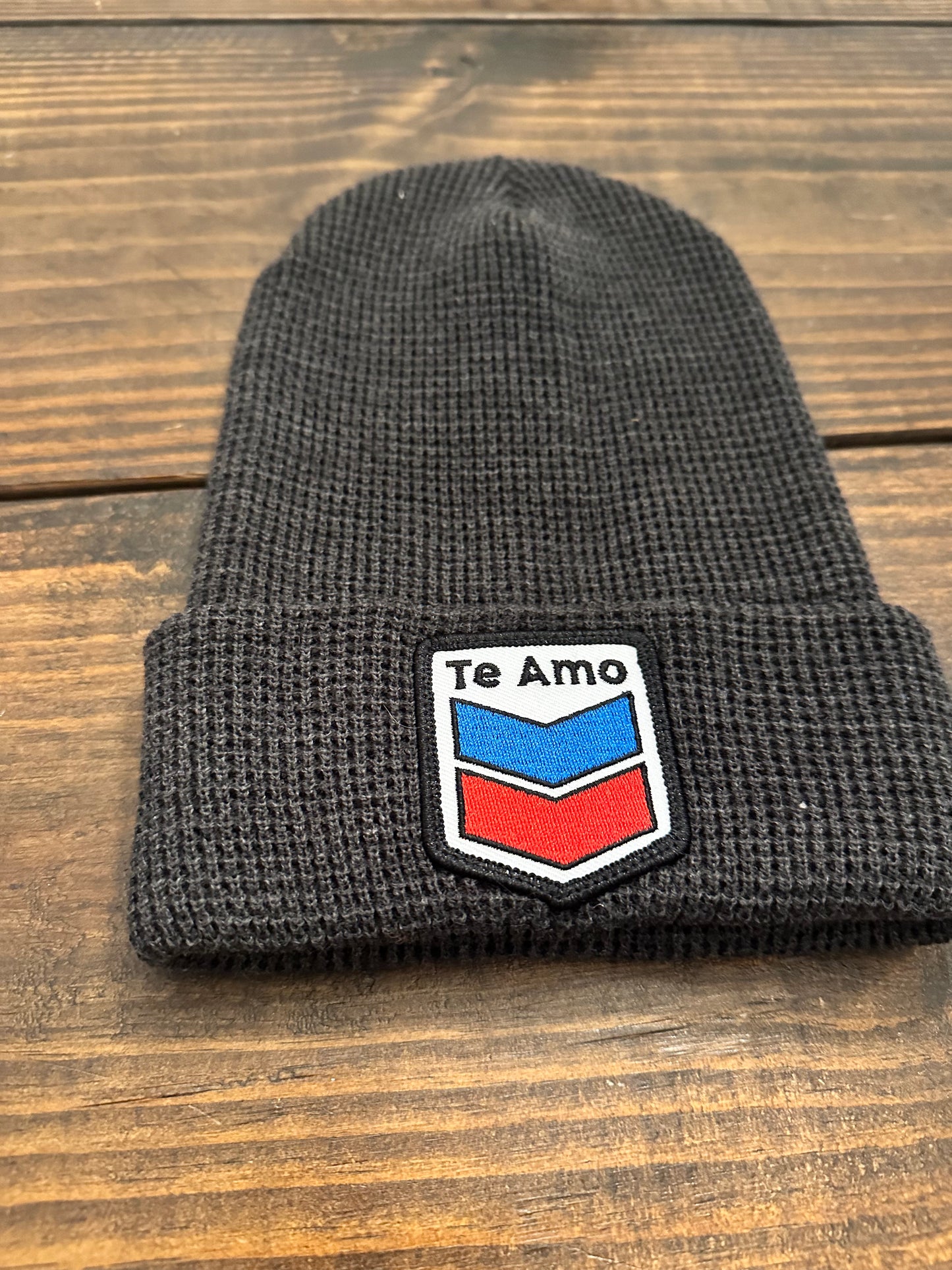 3 Bird Lifestyle • Waffle Cuffed Beanie • Te Amo (Blue & Red) Patch