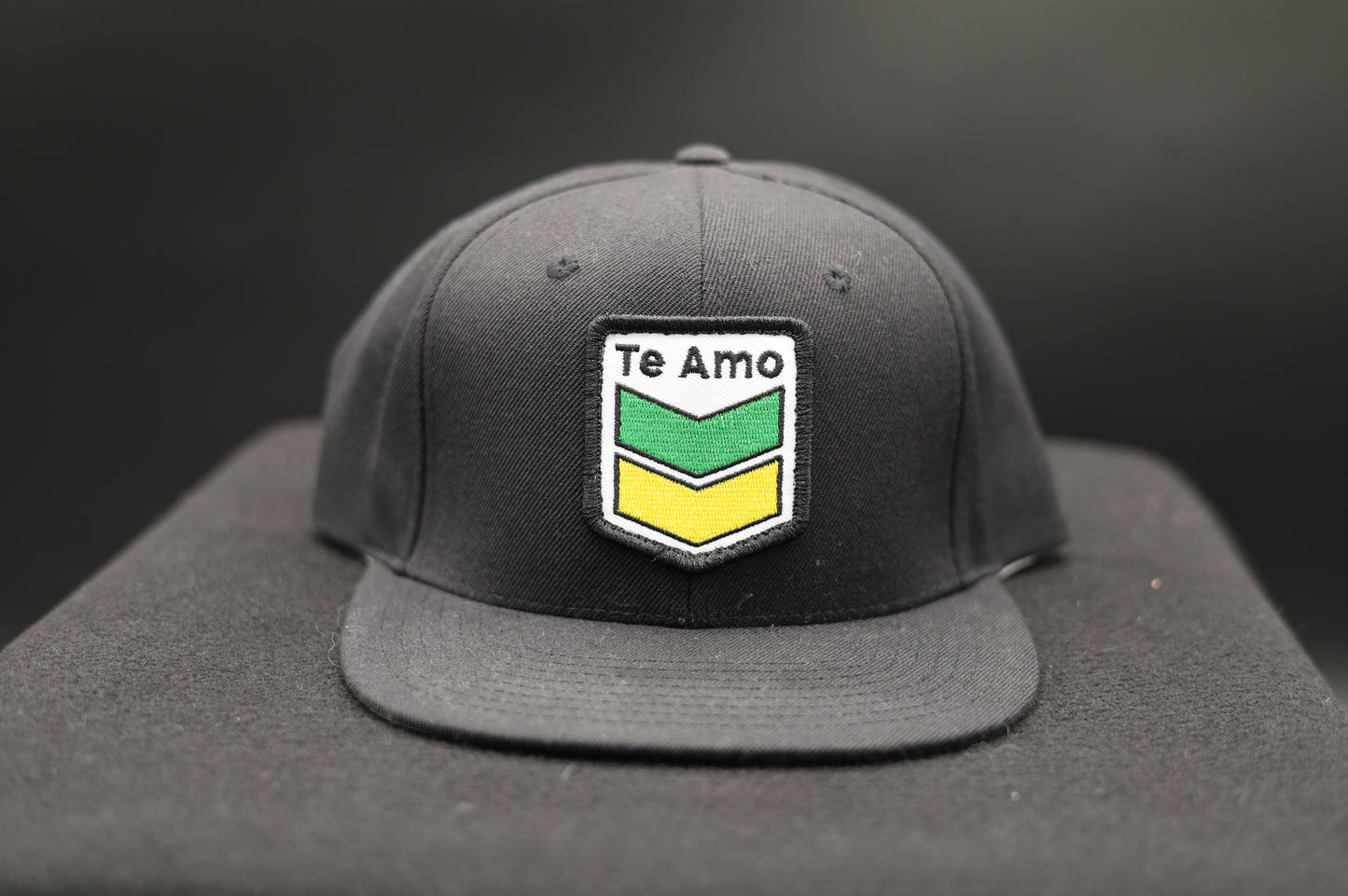 Richardson 510 Snapback Flat Bill • Black • Te Amo (Jamaica) Patch